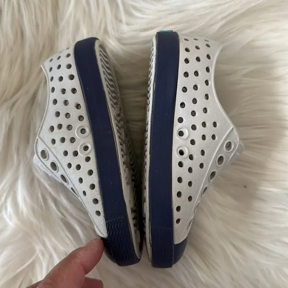 Native grey blue